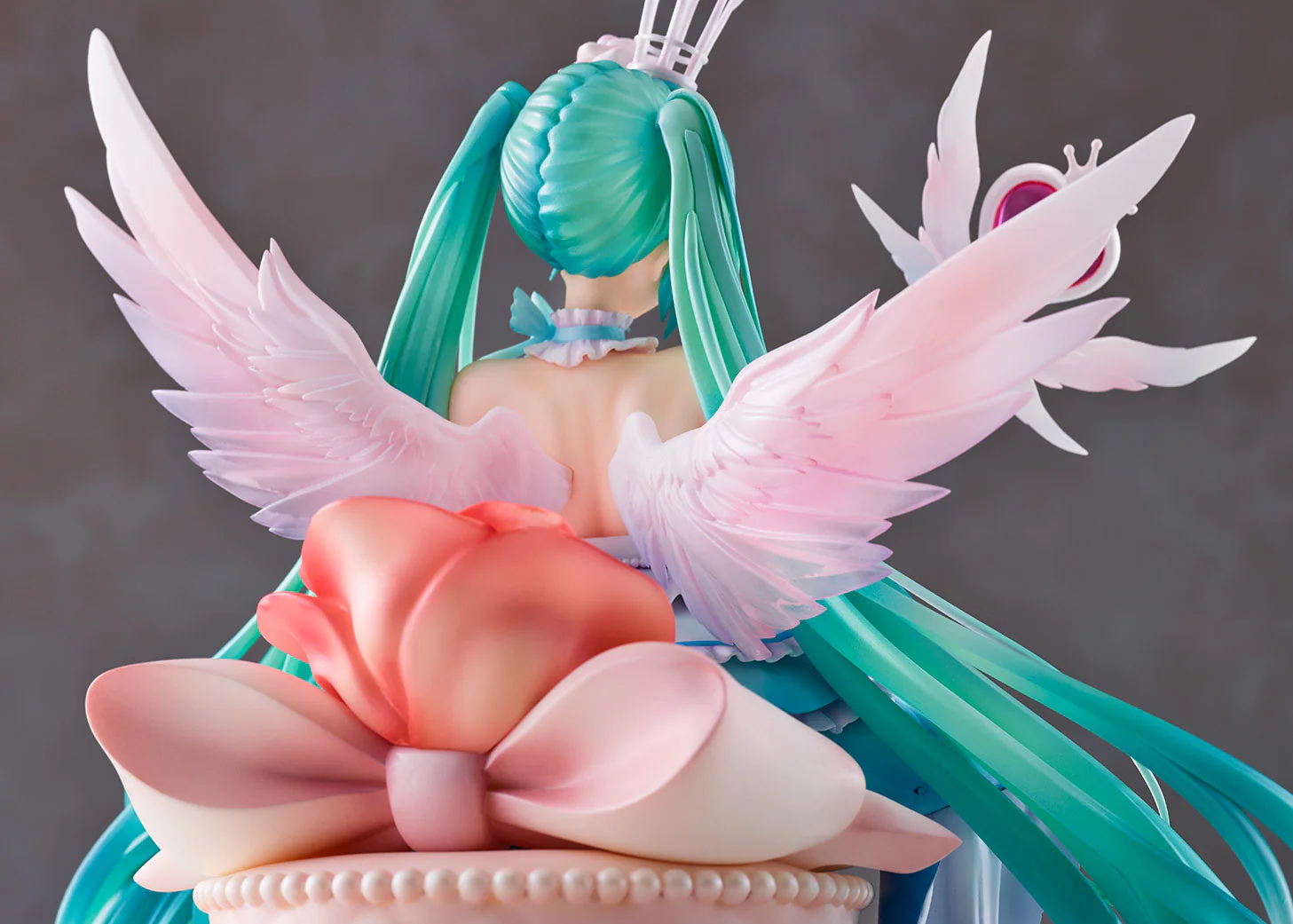 Hatsune Miku - 1/7 Scale Figure - Birthday 2020, Sweet Angel Ver. - Image 8